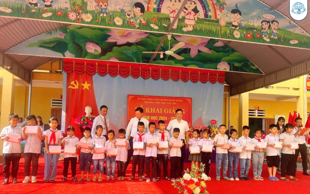 Công ty CPTM Cung Ứng Lao Động Và Du Lịch Toàn Cầu dự lễ khai giảng năm học 2024-2025